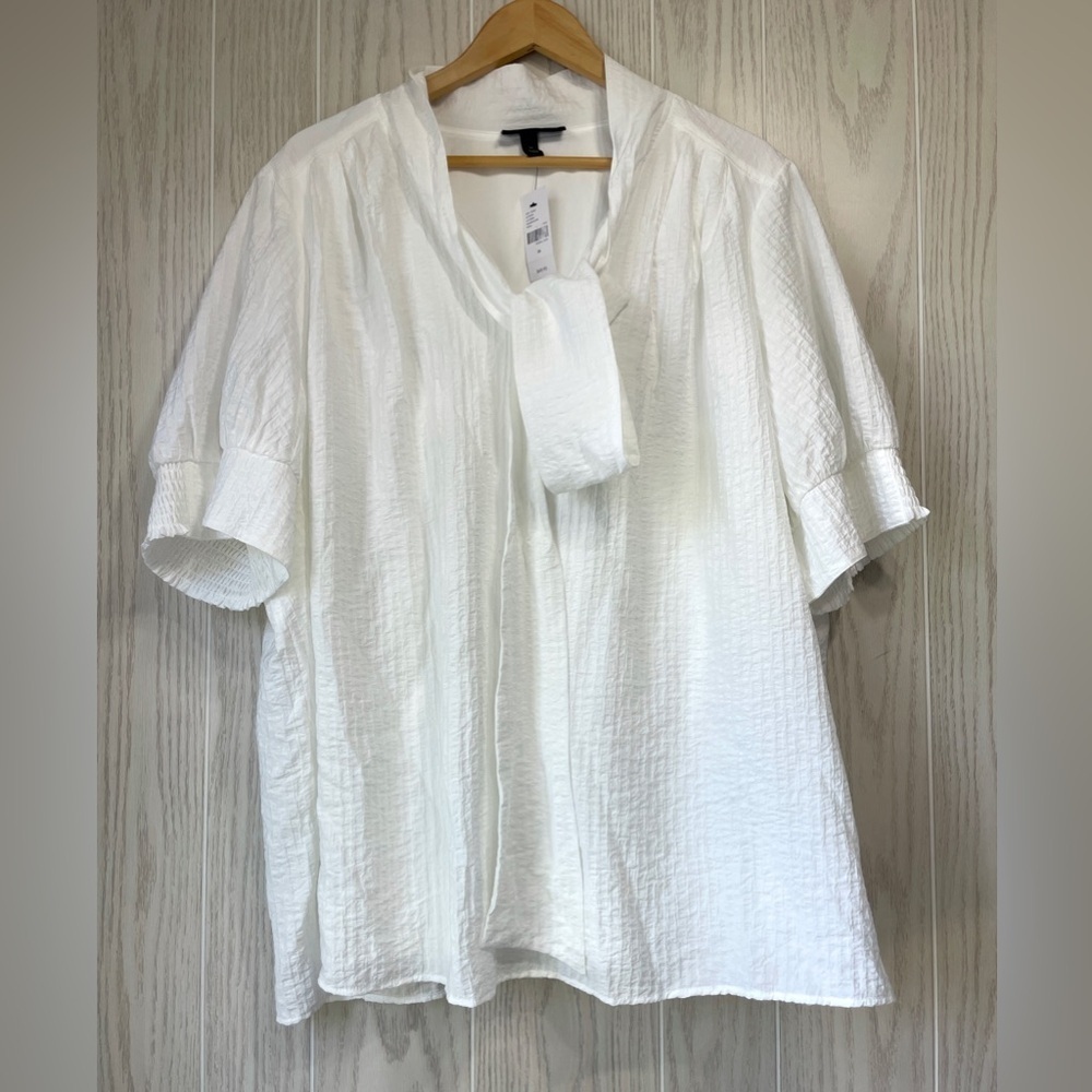 Lane Bryant Crinkle White Tie Neck Button Up Size 28 Women's Blouse Top NWT